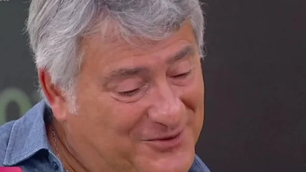 Cléber Machado chora ao falar de Pelé - Metrópoles