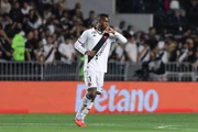 Rayan comemorando gol pelo Vasco - Vasco x Cruzeiro - Campeonato Brasileiro