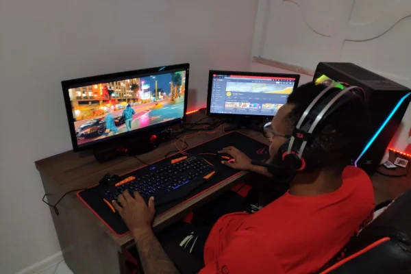 Quatro jovens criam o primeiro time de e-Sports de Sergipe