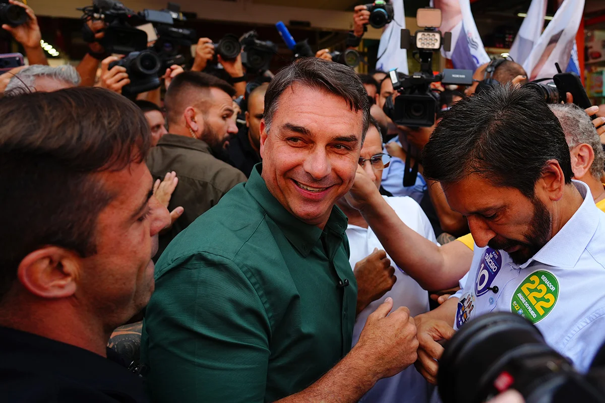 Flávio busca minimizar desgaste com episódio Nossa Senhora