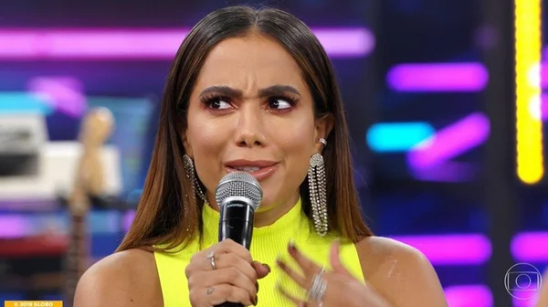 Treta continua e Gominho manda recado para Anitta: “Saudade nenhuma“