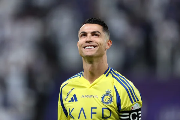 Foto colorida de Cristiano Ronaldo, jogador do Al-Nassr - Metrópoles