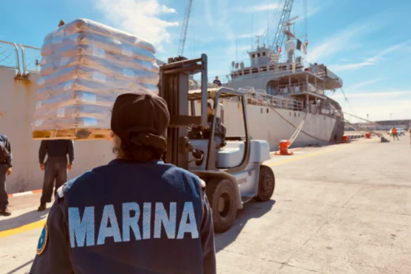 Marinha mexicana envia mais de 800 toneladas de ajuda humanitária a Cuba