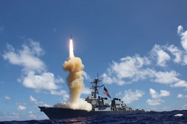 Lançamento de mísseis em Guam ocorrerá em agosto, diz Coreia do Norte