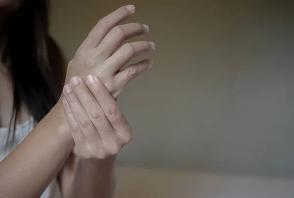 “Quero minha mãe”, disse mulher estuprada por João de Deus aos 11 anos