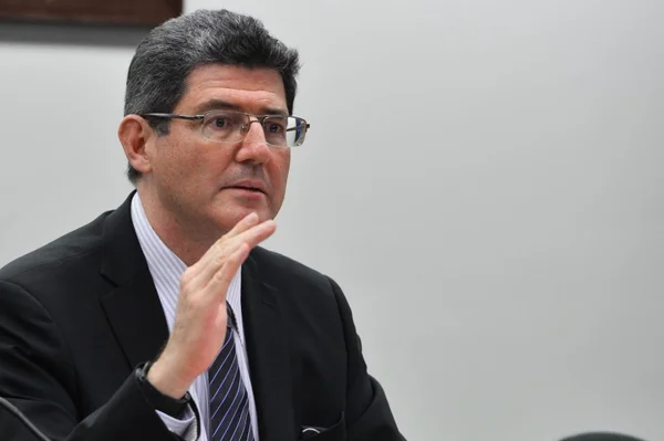 Análise: sem entender de economia, Bolsonaro faz política no BNDES