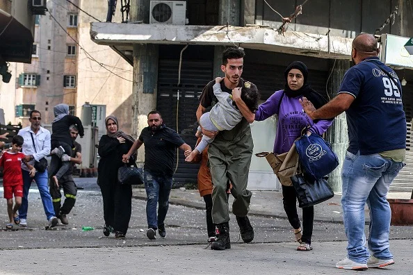 População fugiu de tiros e explosões em Beirute