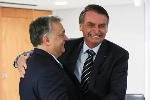 Imagem colorida de Bolsonaro-ViktorOrban - Metrópoles