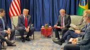 O presidente dos Estados Unidos, Donald Trump, com o presidente Luiz Inácio Lula da Silva (PT) em reunião bilateral na Cúpula da Asean. O presidente dos Estados Unidos, Donald Trump, com o presidente Luiz Inácio Lula da Silva (PT) em reunião bilateral na Cúpula da Asean.