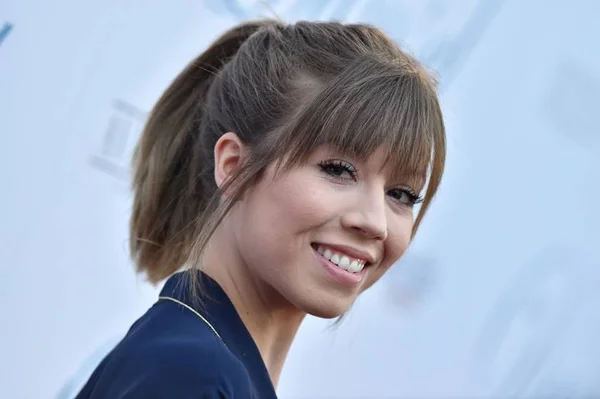 Jennette McCurdy revela que luta contra anorexia há 15 anos