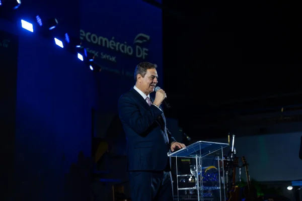 Diretoria reeleita da Fecomércio toma posse para ciclo de 2026-2030 - destaque galeria Diretoria reeleita da Fecomércio toma posse para ciclo de 2026-2030 - destaque galeria