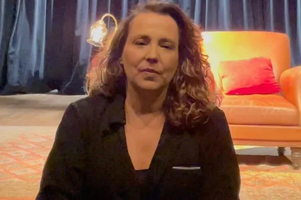 "Vou ali me cuidar", diz Ana Beatriz Nogueira ao sair de Mania de Você - Metrópoles