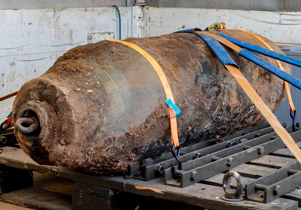 Bomba americana da 2ª Guerra Mundial é desativada em Frankfurt