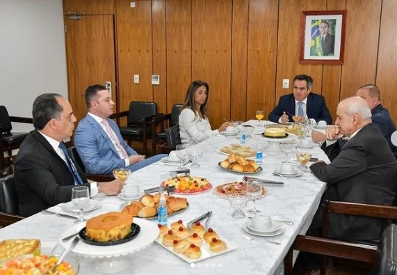 Ex-assessor de Cunha e Geddel será número 2 de Flávia Arruda no Planalto