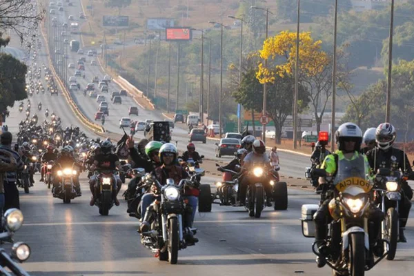 Passeio pelas ruas de Brasília deve reunir 45 mil motociclistas