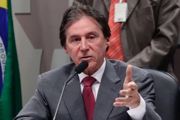 Eunício diz que votação da reforma trabalhista está mantida