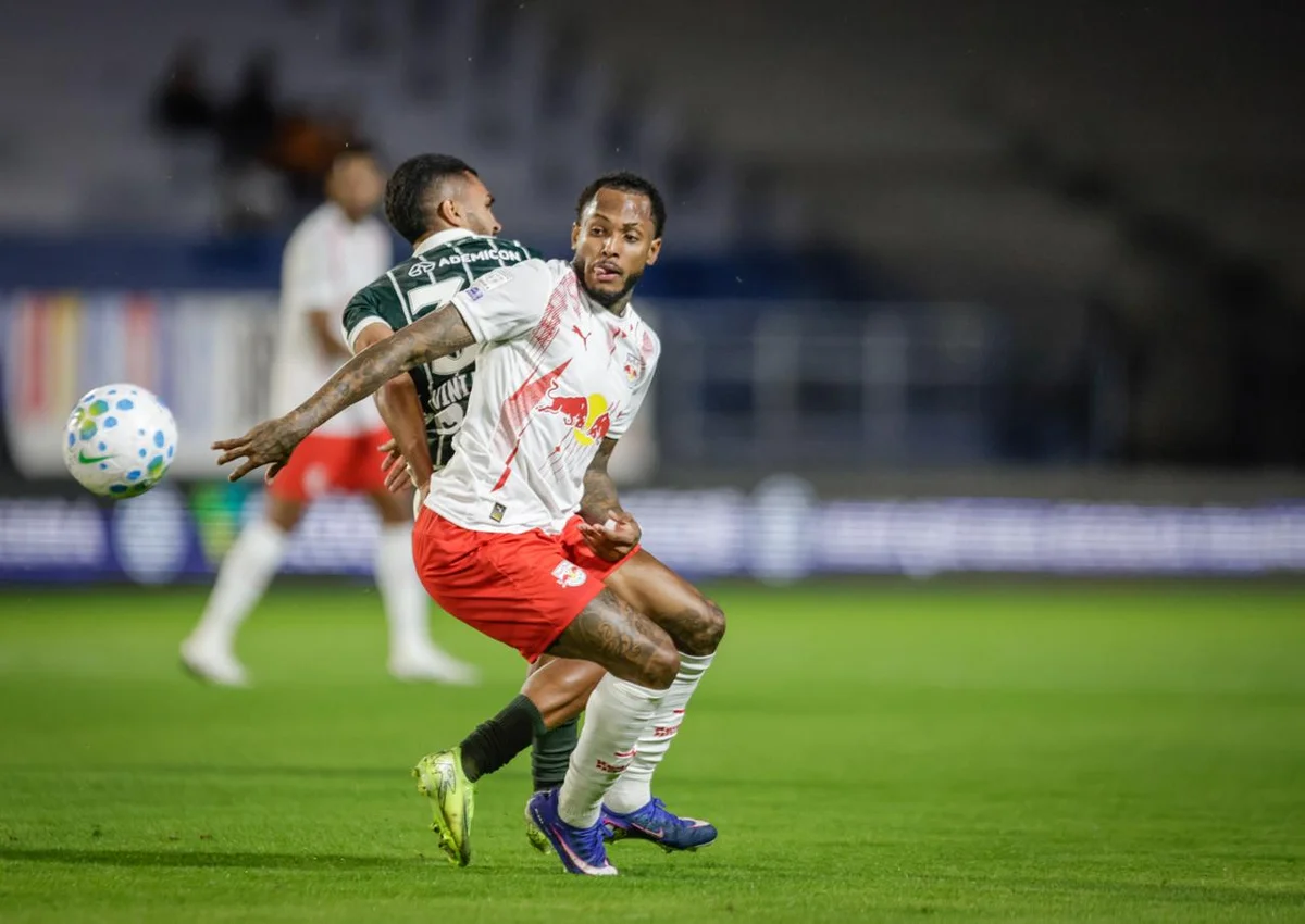 Red Bull Bragantino e Coritiba empataram em 0 x 0 no interior de SP Red Bull Bragantino e Coritiba empataram em 0 x 0 no interior de SP