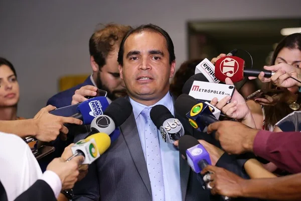 Reforma da Previdência passa “com certeza” na CCJ, diz relator