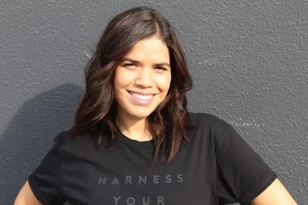 America Ferrera, atriz de “Ugly Betty”, anuncia que está grávida