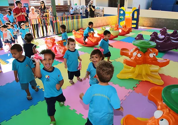 Bandido invade creche do DF três vezes, quebra tudo e não leva nada