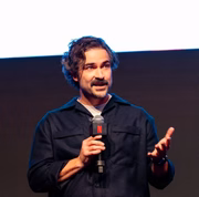 Alfonso Herrera
