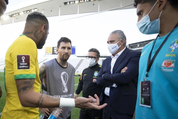 Partida atrasada entre Brasil e Argentina será realizada em setembro