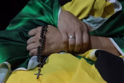 Terço em manifestação de fé