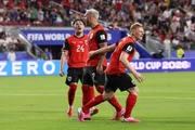 A Áustria voltou à frente do placar aos 31 minutos do segundo tempo, com gol contra do zagueiro Al-Arab