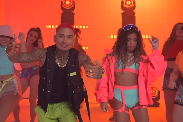 Confiando em A Fazenda 13, Dynho Alves lança videoclipe com MC Jhenny