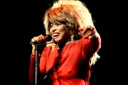 Tina Turner também é admirada por sua força e resiliência
