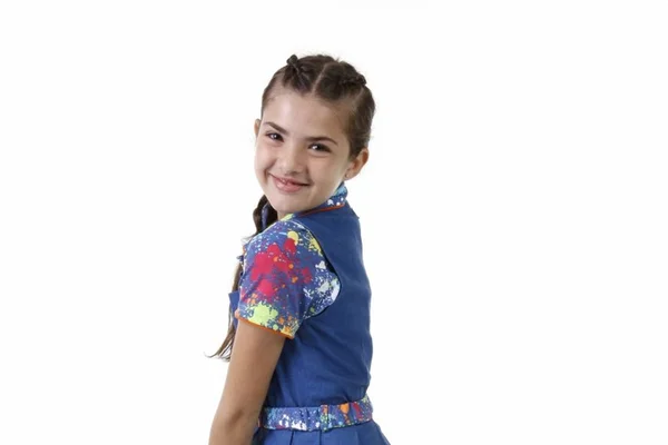 Ex-Chiquititas muda radicalmente para atuar em novela