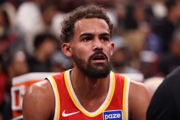 Foto colorida de Trae Young - Metrópoles