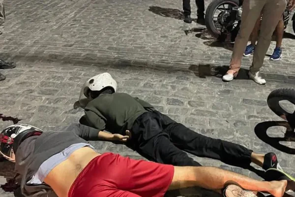 Imagem colorida dos assaltantes mortos por sargento da PM - Metrópoles