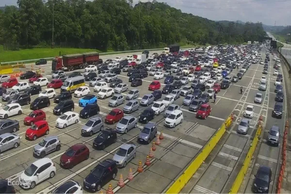 Volta do feriadão em SP: veja o melhor horário para pegar estrada - Metrópoles