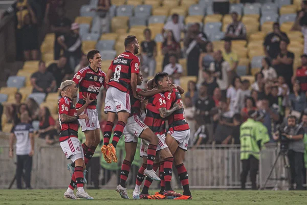 Hora do adeus? Flamengo encara término de contrato dos “medalhões”