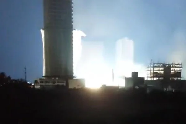 Ainda não se sabe o que causou a explosão na subestação da Celesc - Metrópoles
