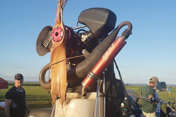 Homem fica gravemente ferido após queda de paramotor no DF