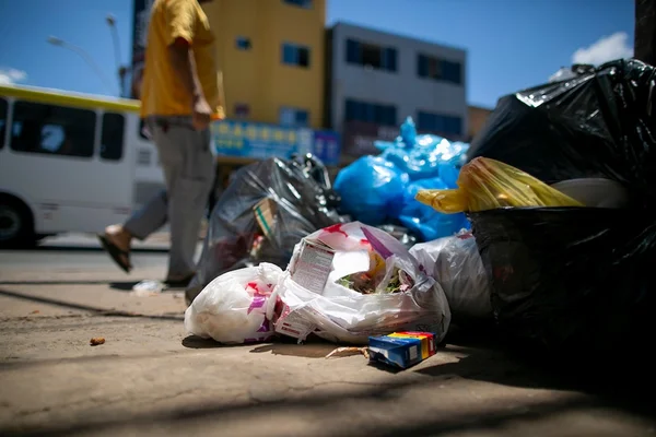 Lixo na rua