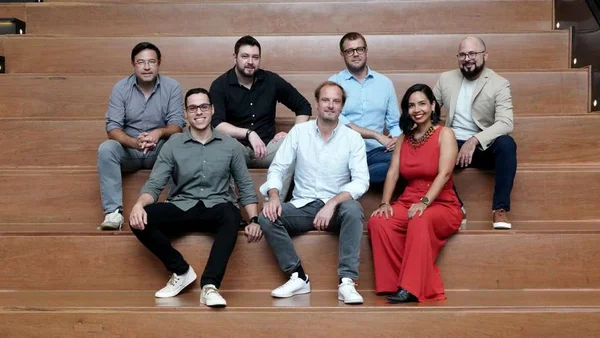 Na foto, estão os executivos da CBA B+G Alex Espinosa, Thiago Ramiro, Henrique Ayres, Ludovic Dapoigny, Luis Bartolomei, Barbara Duavy e Herick Ferreira - Metrópoles