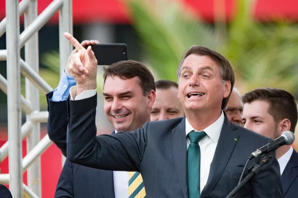 Bolsonaro sobre posse na Argentina: “A gente não quer brigar”