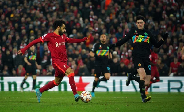 Liverpool leva susto, mas elimina Inter de Milão da Champions League