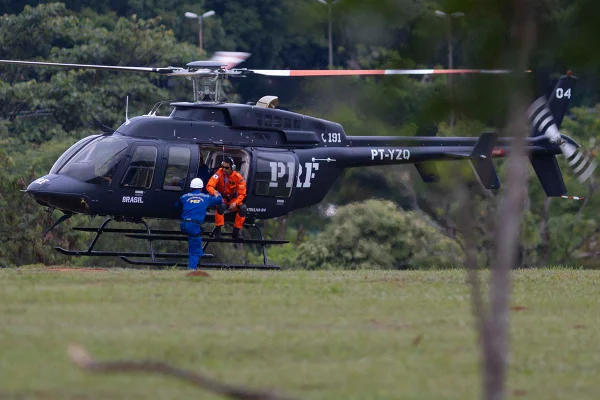 Polícia Rodoviária Federal (PRF) realiza treinamento com helic