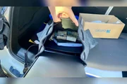 O dinheiro apreendido nas duas operações foi contabilizado, até o momento, em R$ 1 milhão O dinheiro apreendido nas duas operações foi contabilizado, até o momento, em R$ 1 milhão
