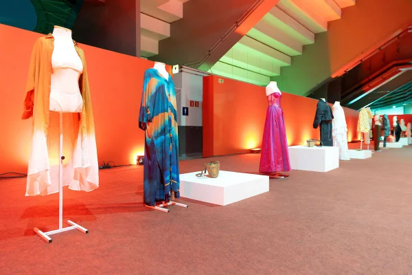 exposição metrópoles catwalk