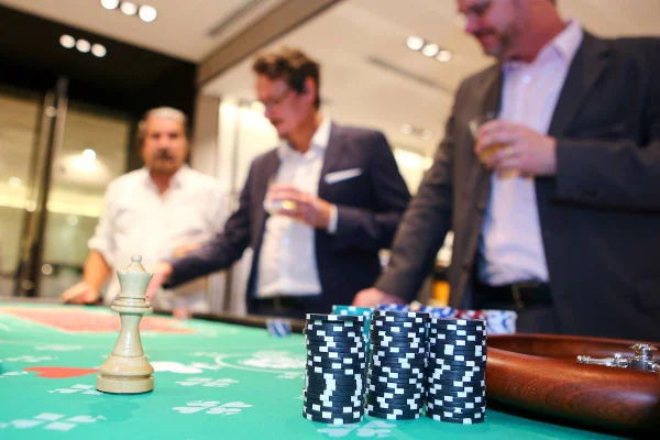 Gentlemen’s Night reúne público masculino em evento para Dia dos Pais