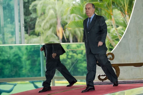 Governo italiano parabeniza Bolsonaro e quer extradição de Battisti