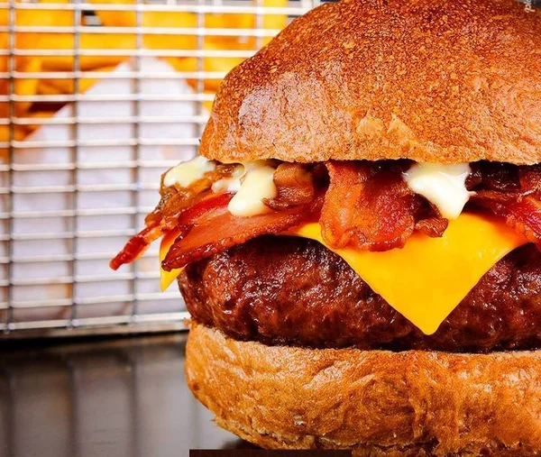No Hum! Burguer, falta capricho no preparo