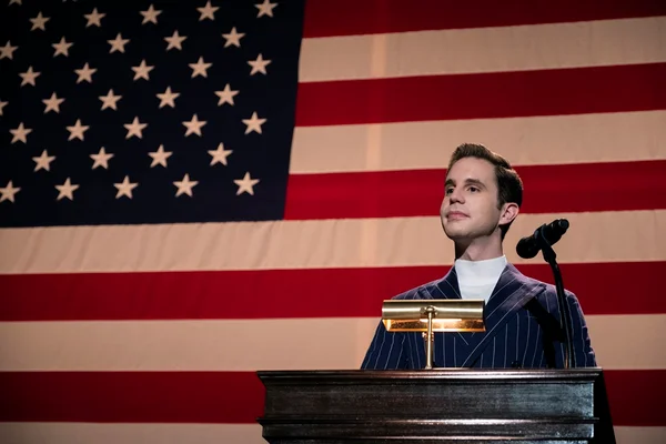 Crítica: The Politician usa humor para falar de ambição e saúde mental