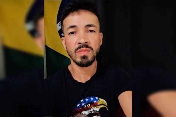 Foto colorida de Marcos Soares Moreira, preso por xingar ministros do STF - Metrópoles