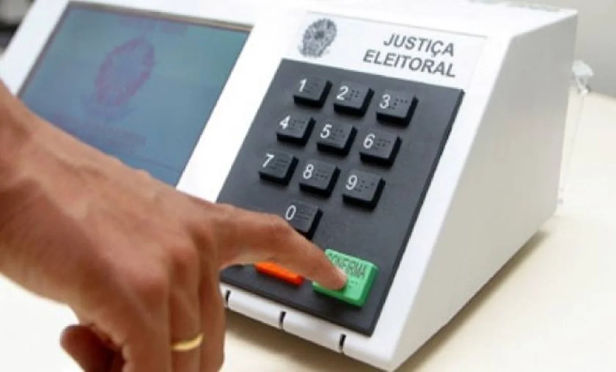 Urna eletrônica Urna eletrônica